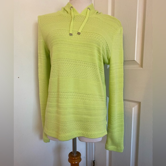 Dolcezza Lime Green Hooded Sweater - Picture 2 of 10